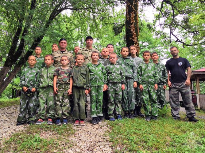 На Кубани в рамках акции «Каникулы с Росгвардией» росгвардейцы организовали мероприятия для подростков