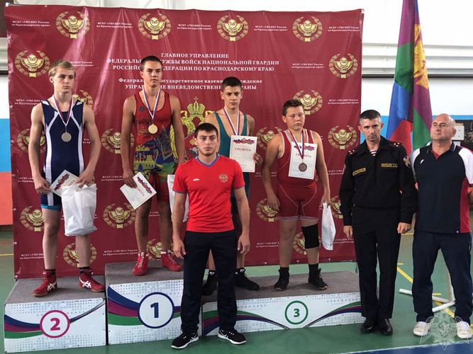 В Горячем Ключе прошло первенство Краснодарского края по вольной борьбе, посвященное Дню вневедомственной охраны Росгвардии