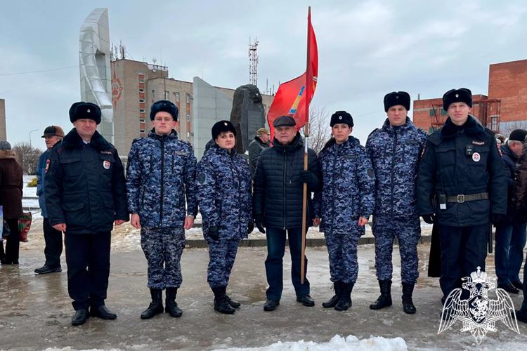 На Кубани росгвардейцы почтили память воинов-интернационалистов