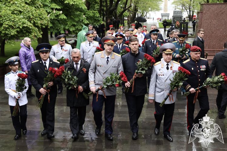 Начальник Главного управления Росгвардии по Краснодарскому краю генерал-майор Александр Решетников принял участие в мероприятиях ко Дню Победы