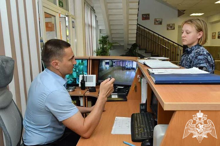 В Сочи сотрудники Росгвардии в составе межведомственных комиссий участвуют в обследованиях объектов образования