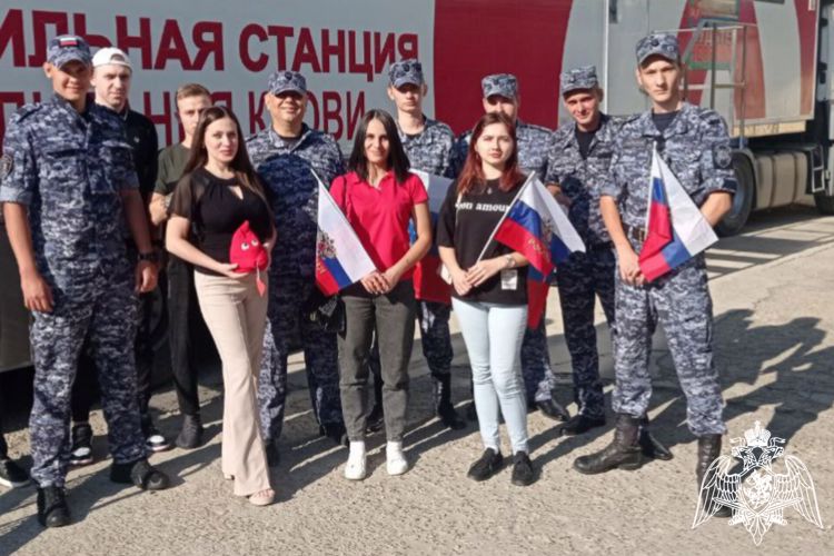 Сотрудники Росгвардии сдали кровь для пациентов кубанских больниц