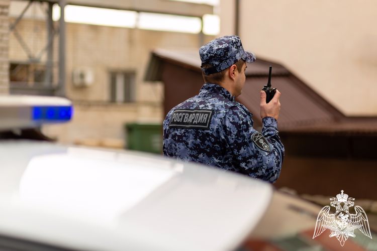 В Краснодаре росгвардейцы пресекли неадекватное поведение постояльца хостела 