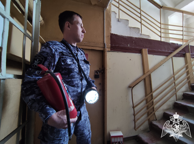 Краснодарские росгвардейцы совместно с МЧС отработали действия в случае возникновения пожара
