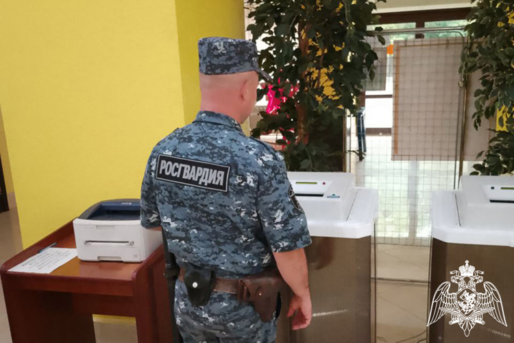 Росгвардейцы приняли участие в охране общественного порядка во время муниципальных выборов на Кубани