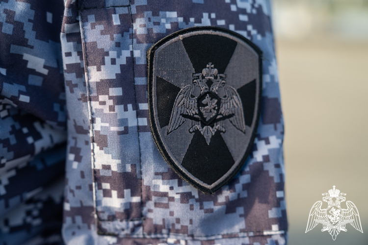 В Сочи росгвардейцы задержали мужчину, проникшего в чужую квартиру 