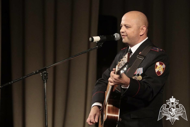 «Родня» тронула жюри: краснодарский росгвардеец стал призером Всероссийского ведомственного конкурса «Солдаты антитеррора» 