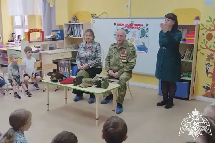 Росгвардейцы провели уроки мужества в Краснодарском крае ко Дню защитника Отечества