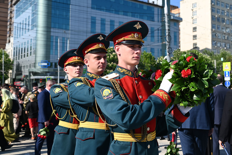 Руководитель регионального управления Росгвардии принял участие в мероприятиях ко Дню Победы в Краснодаре
